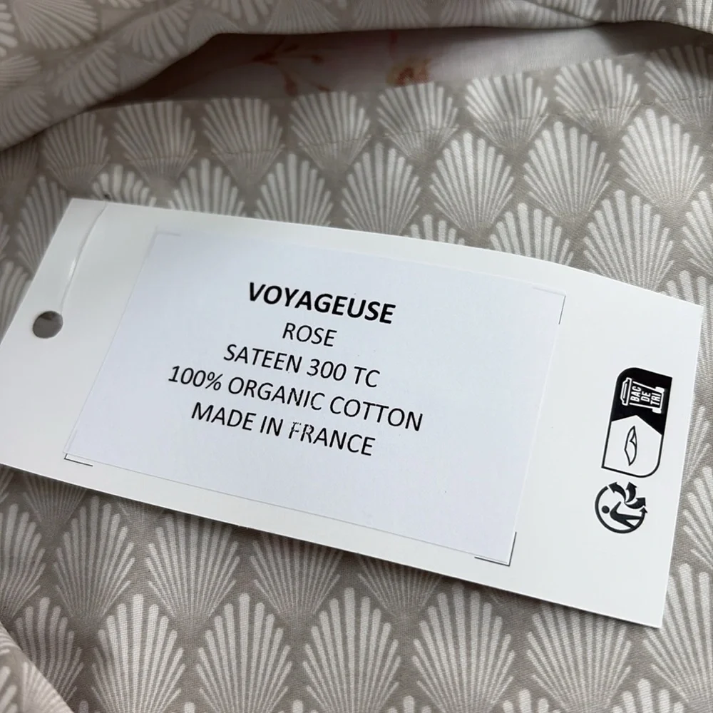 NEW Anne de Solene Voyageuse Rose Sateen 300 TC Organic Cotton Euro Sham